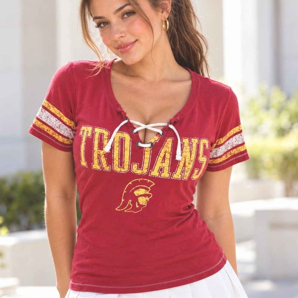 USC Trojans Womens M Red Lace Up V-Neck Short Sleeve Graphic T-shirt
Cardinal